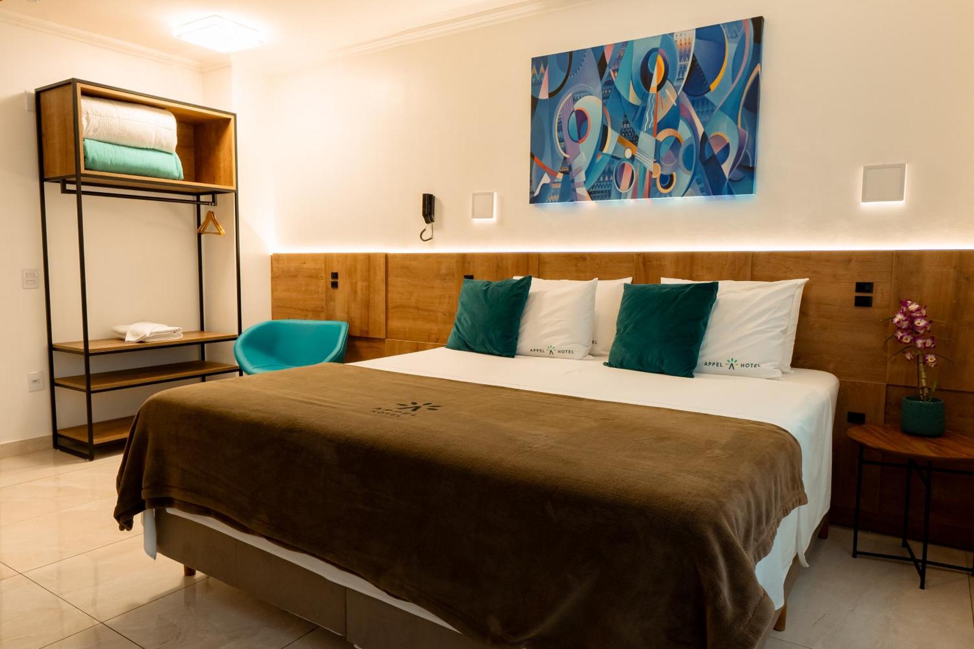 Quarto com Cama Queen-size